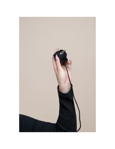 LE WAND POWERFUL PETITE PLUG IN BLACK