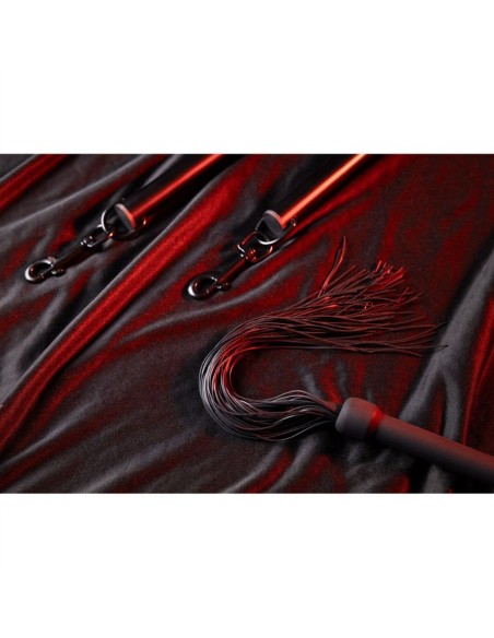 Beginners Silicone Whip - Black