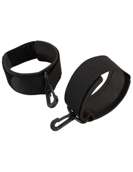 ADV24 Handcuffs
