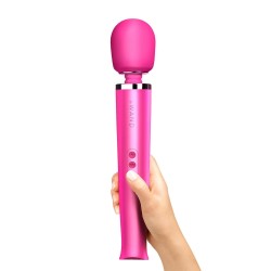 LE WAND MAGENTA RECHARGEABLE MASSAGER 2